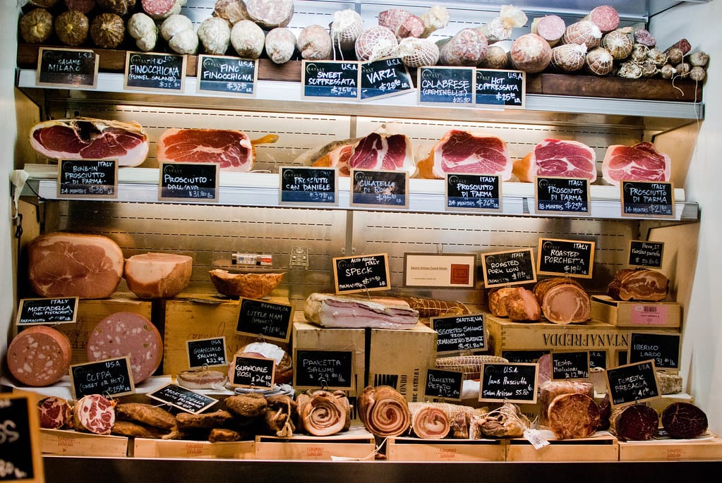 rayon charcuterie d'un point de vente