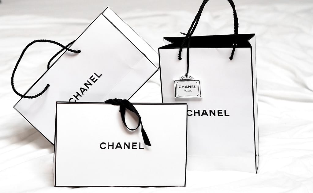 plusieurs sachets de marque chanel