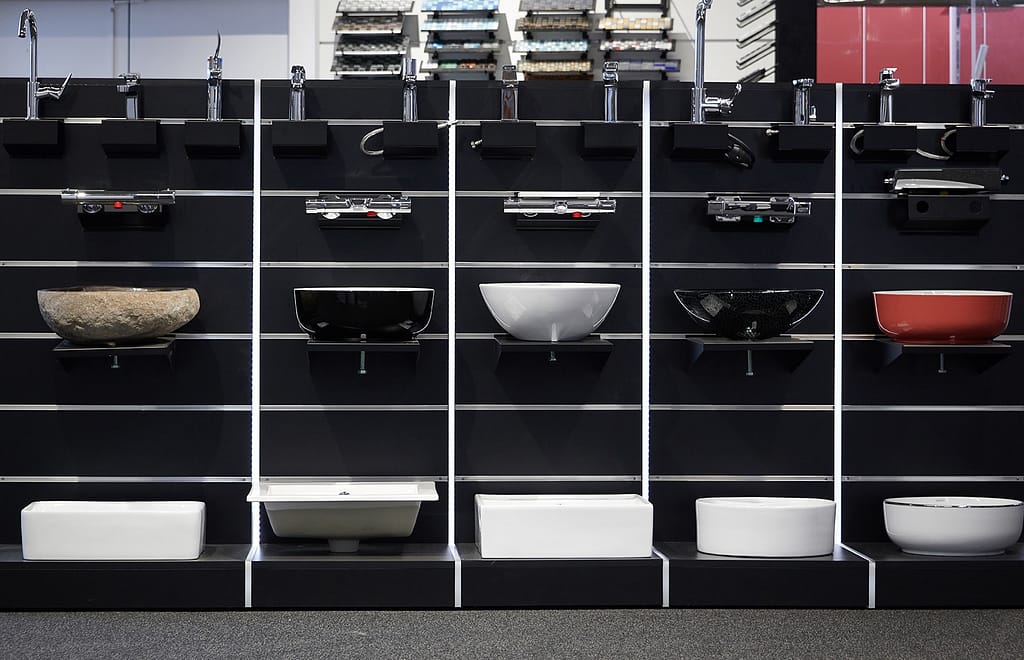 appareils sanitaires en exposition