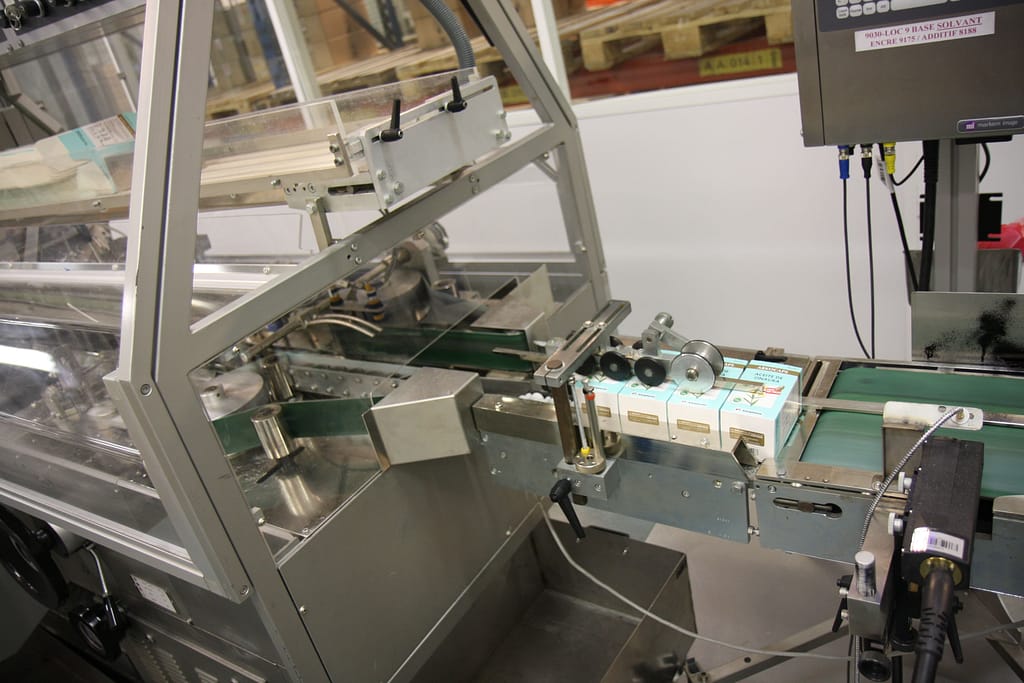 ligne de conditionnement dans une usine agroalimentaire