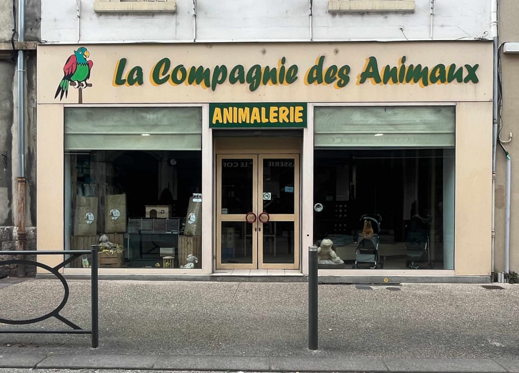 façade d'une animalerie