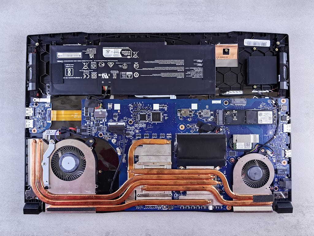 Batterie d'un ordinateur portables et ses composants