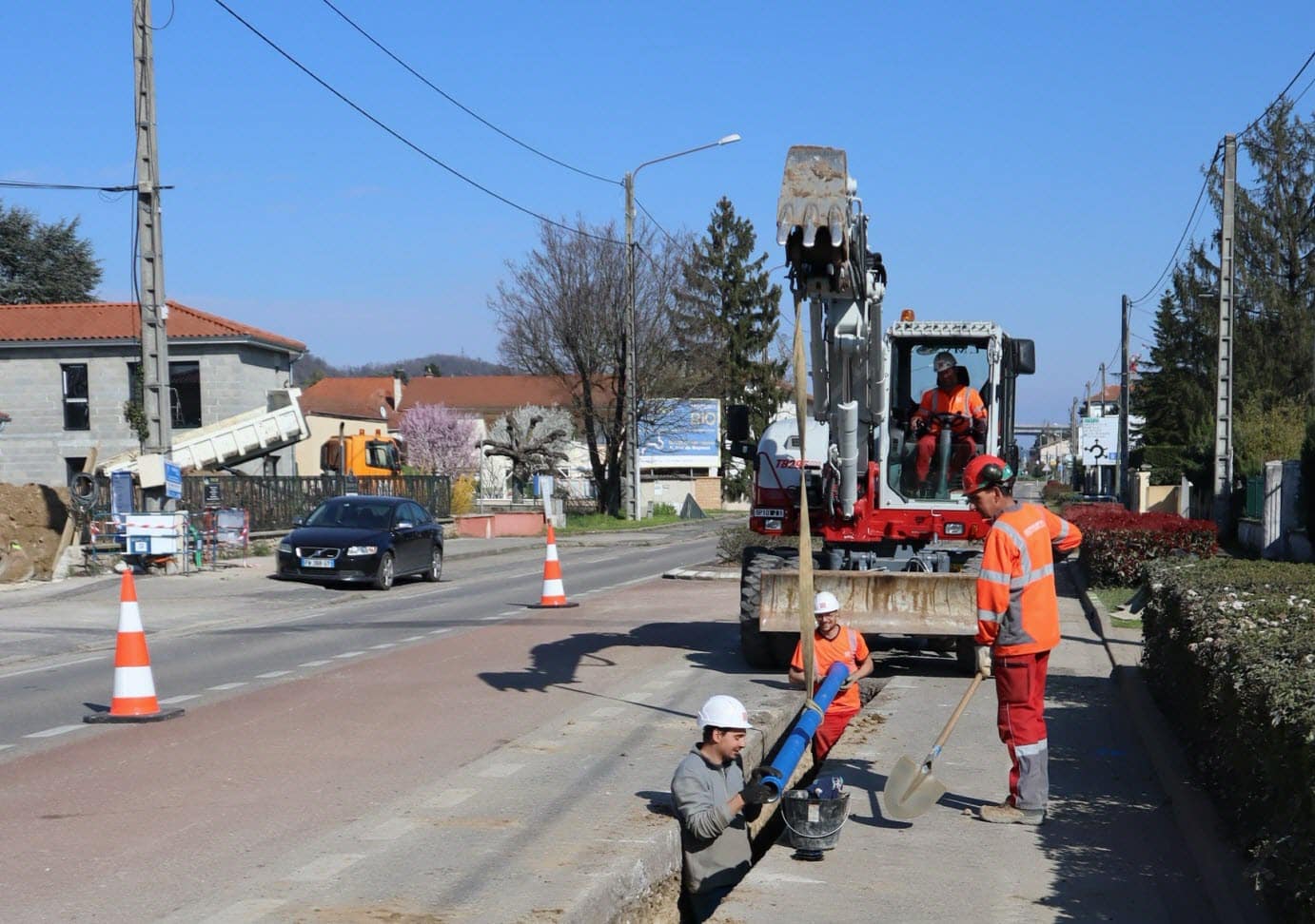 Travaux de canalisations sur la voie publique