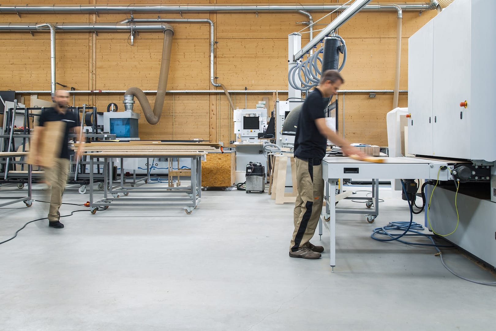 Machine-outils à bois utilisée dans une scierie