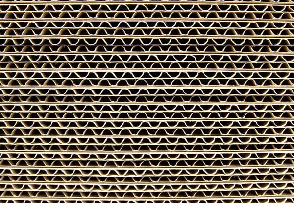 Zoom sur des couches de cartons ondulés