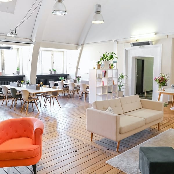 séjour d'un large coliving
