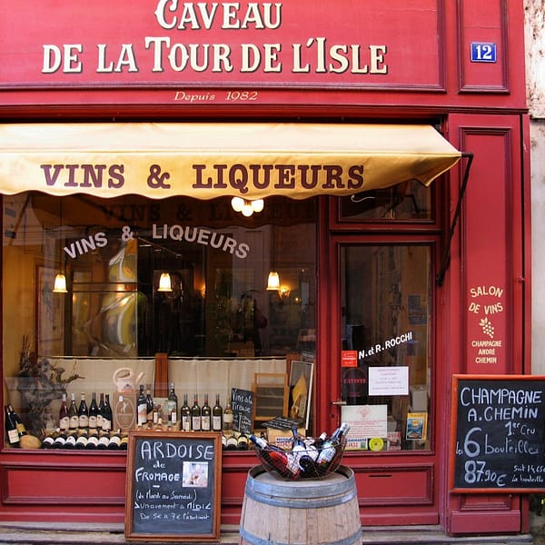 devanture d'un caviste