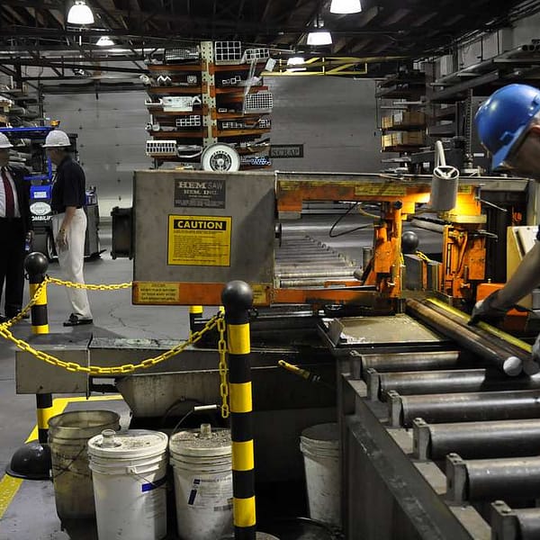 usine de fabrication de vis