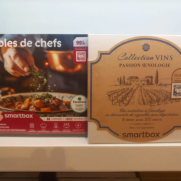 Deux coffrets cadeaux pour le vin et les restaurants