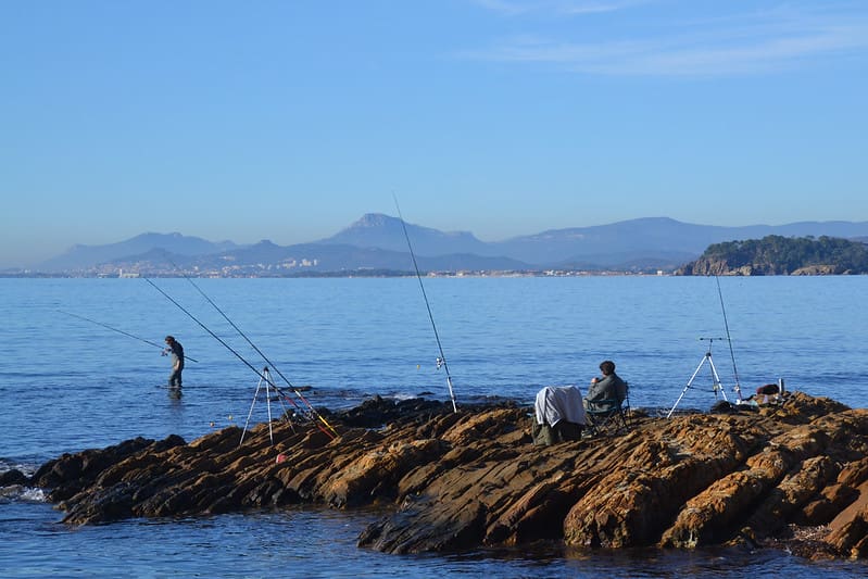 pêcheurs en mer, à Hyères