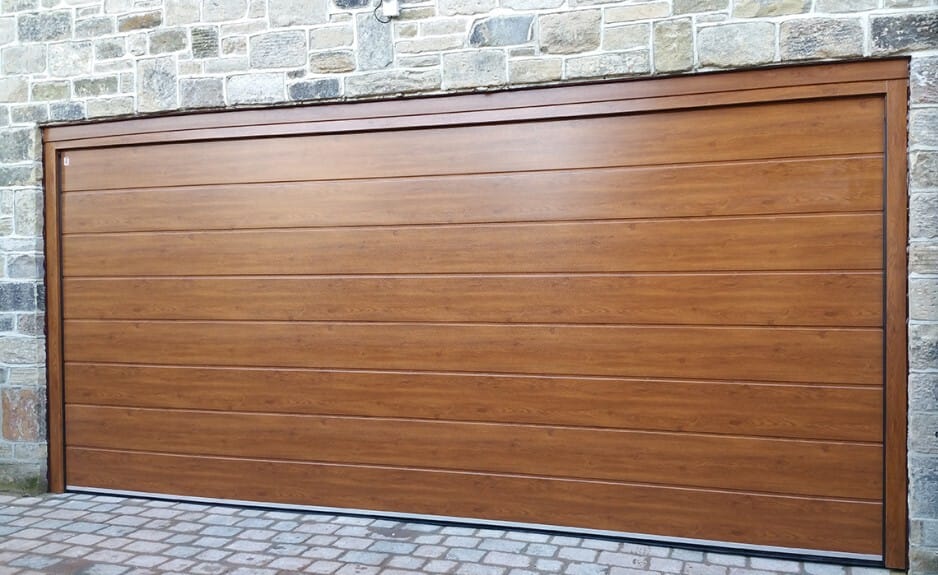 porte de garage enroulable en bois