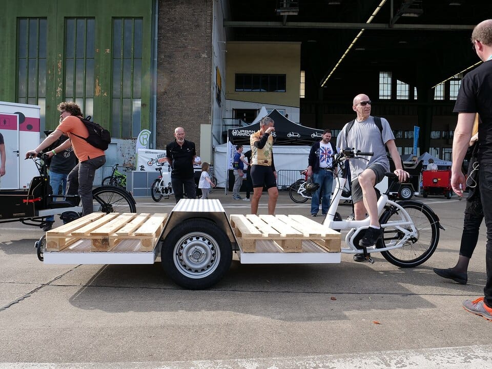 vélo cargo triporteur géant